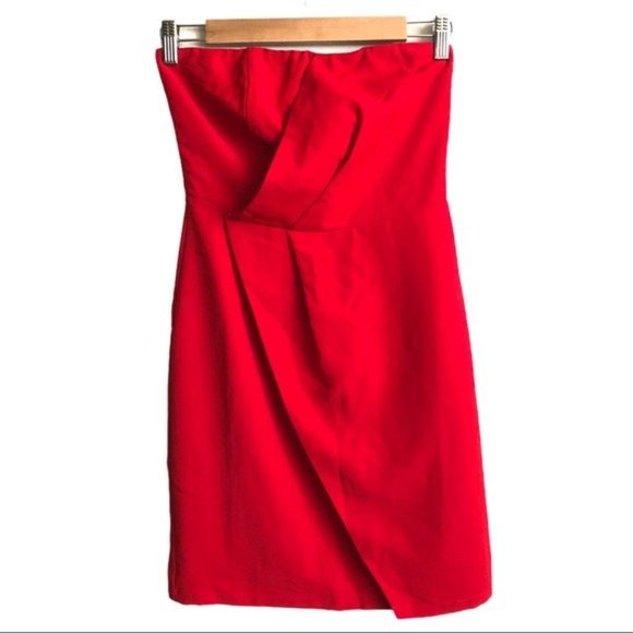 NWT About Us Alexandra Strapless Mini Dress in Red - Picture 2 of 4